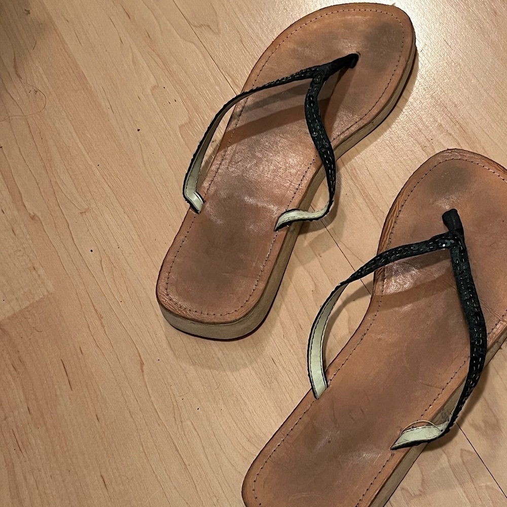 Flip flops